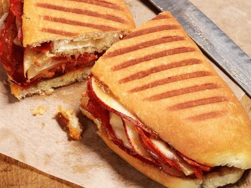 Panini Chorizo   e Pera