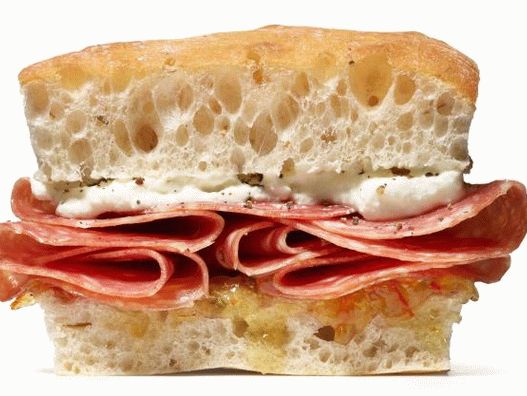 Panino con ricotta, marmellata di arance e salame (n. 20)