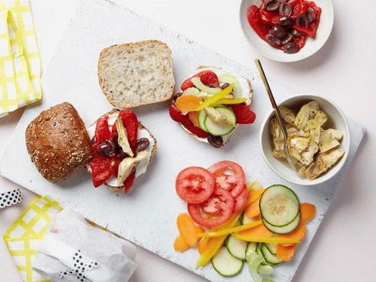 Pan-sandwich con carciofi