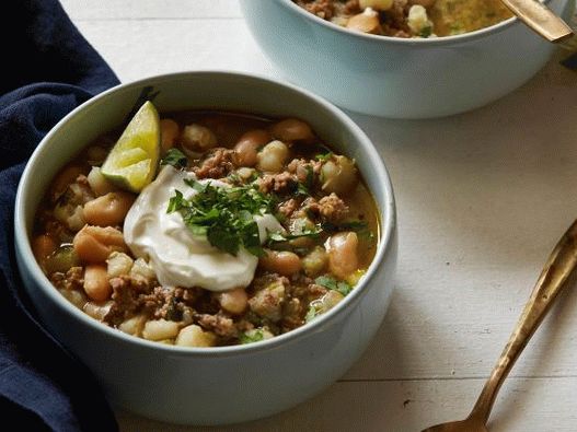 Foto di peperoncino bianco con tacchino e carne macinata