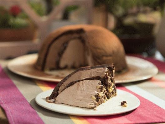 Photo Brownie - una torta a strati con gelato