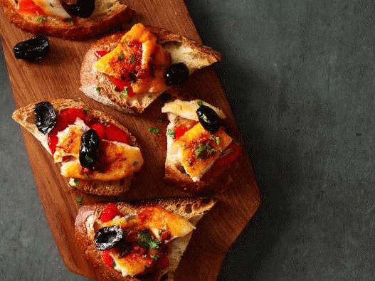 Foto di Bruschett con trota e salsa chili