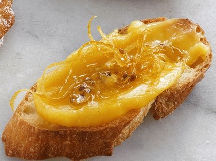 Foto di Bruschett con marmellata di anice al limone