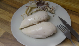 Brodo di petto di pollo