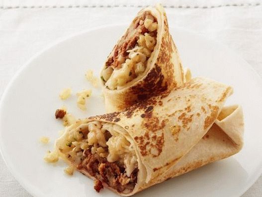 Foto di Burrito con Cavolfiore e Chorizo