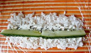 Involtini di sushi senza nori