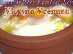 casseruola per bambini in una pentola