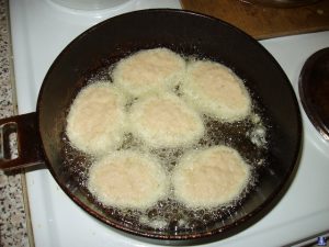 Frittelle di patate con panna acida