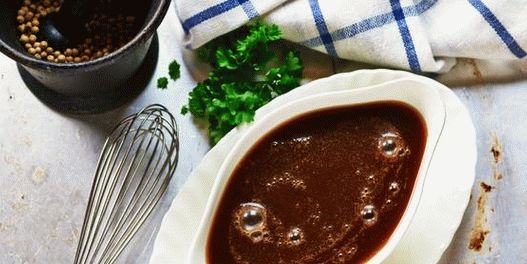 Foto di Espanyol: salsa marrone di base