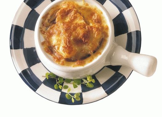 Zuppa di crema di cipolle francese