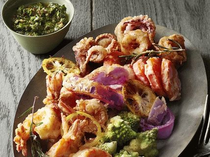 Foto di Fritto Mysto con salsa di acciughe