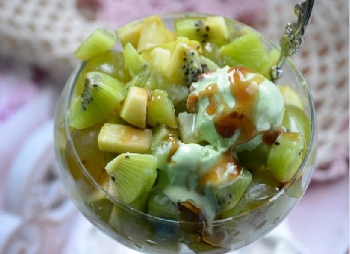 Insalata di frutta "Smeraldo"