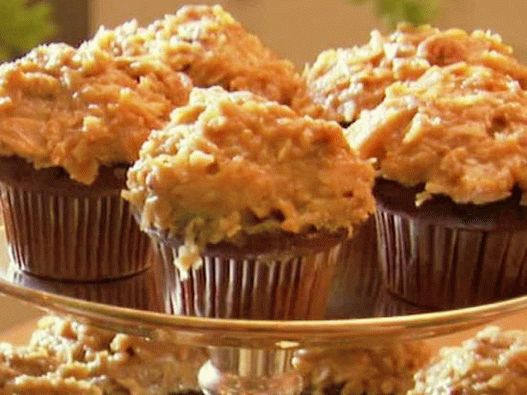 Photo German Chocolate Cupcake