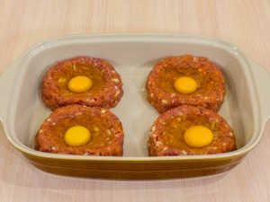 "Nidi" di carne macinata