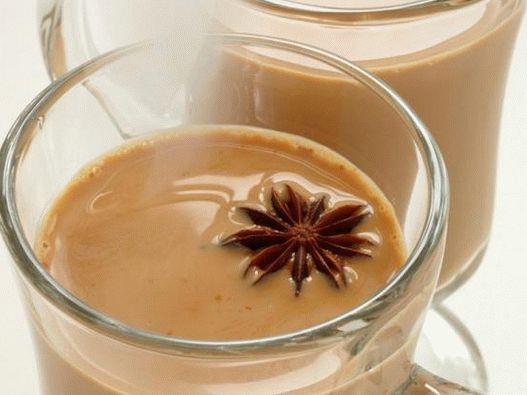 Photo Hot Toddy con aroma di tè Masala