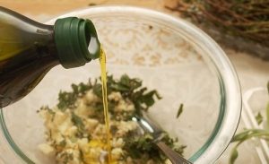 Funghi grigliati in un foglio