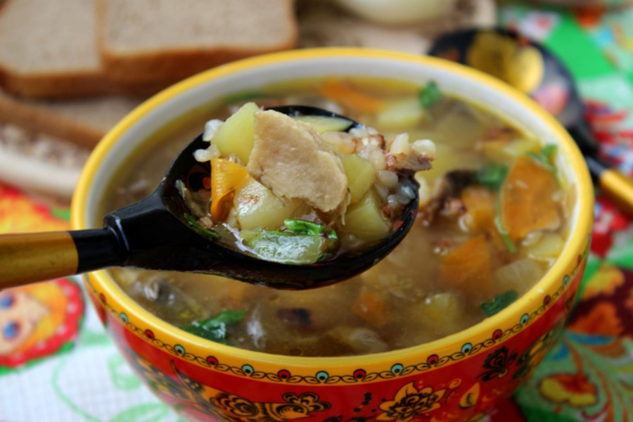 Zuppa di funghi di grano saraceno