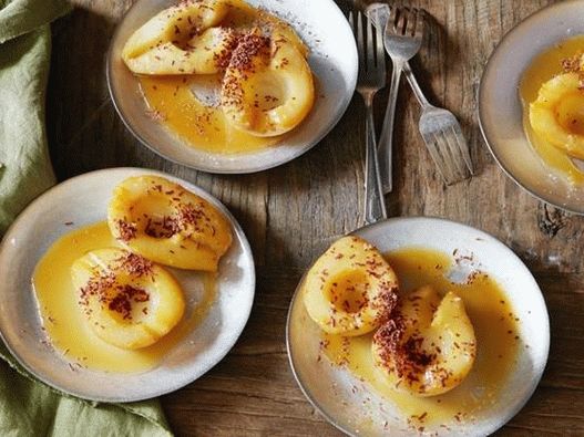 Foto Pere in umido con succo di mela e caramello fatto in casa