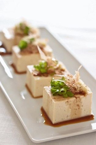 Insalata fredda di tofu