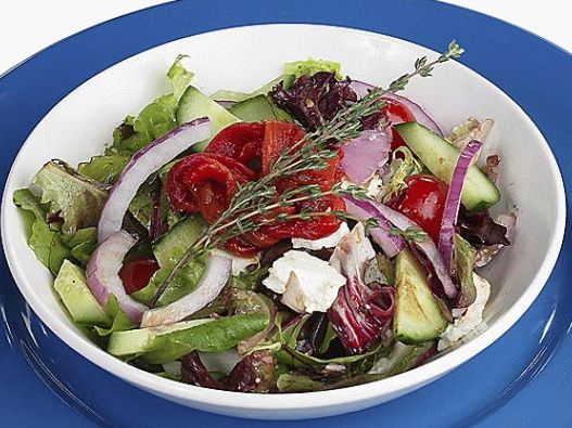 Foto di Horiatiki (insalata greca con formaggio feta)