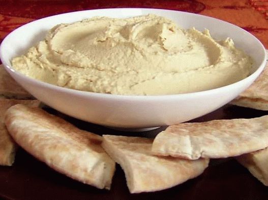 Foto di Hummus di ceci in una pentola a cottura lenta