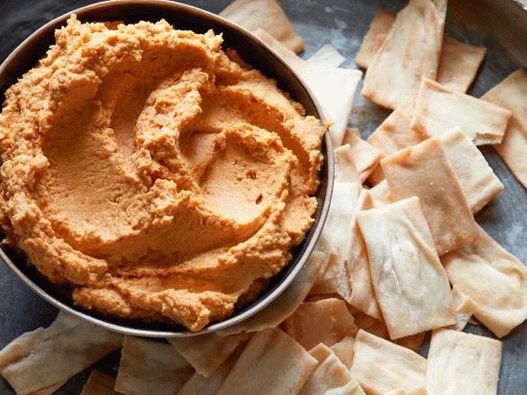 Foto Hummus con una zucca