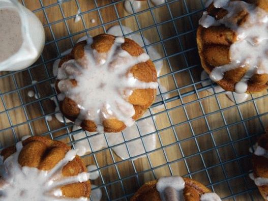 Photo Perfect Pumpkin Cupcakes