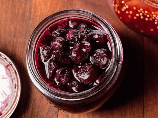 Marmellata di mirtilli con sciroppo d'acero Marmellata di mirtilli con sciroppo d'acero