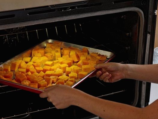 Cuocere la zucca nel forno