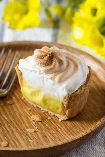 Photo Cupcakes al limone curdo e meringa