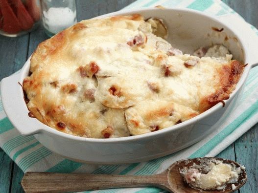 Foto Casseruola di patate con prosciutto