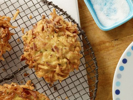 Foto Frittelle di patate con pastinaca sotto crosta di caramello