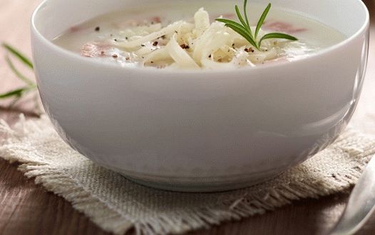 Foto Zuppa di patate con pancetta