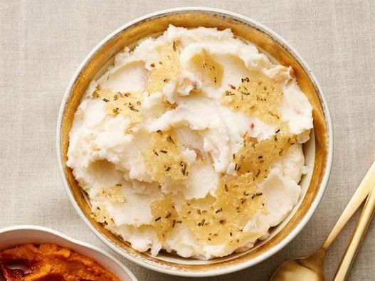 Foto Purè di patate con formaggio e aglio al forno