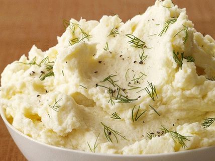 Foto Purè di patate con panna acida e aneto