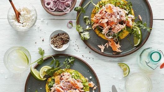 Foto di Quesadilla con salmone e pomodori secchi