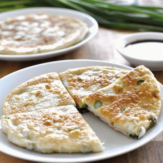 Quesadilla cinese con cipolle verdi