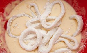 Il calamaro suona in pastella