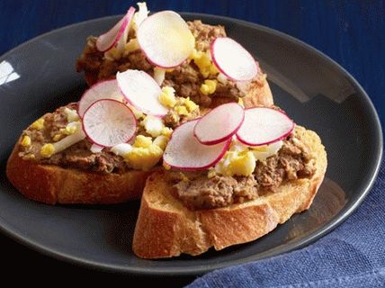 Foto di Crostini con pasta di fegato di pollo