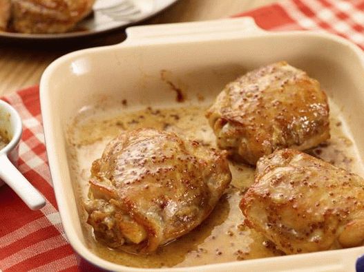 Foto Cosce di pollo al forno con senape e crosta di acero