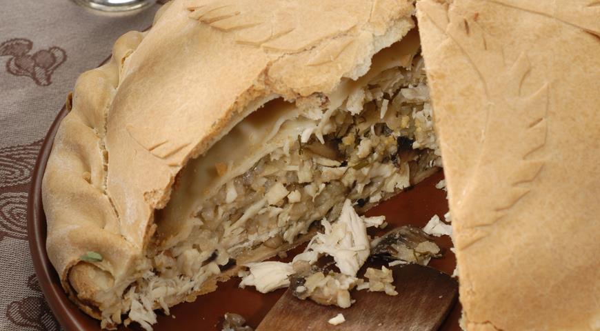 Kurnik con riso e funghi