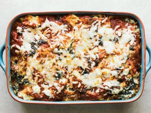 Foto di lasagne con spaghetti alla zucca e pollo