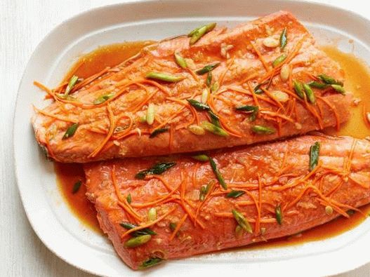 Foto di salmone grigliato in vietnamita