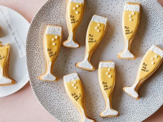 Piatti fotografici - biscotti di Capodanno con pronostici
