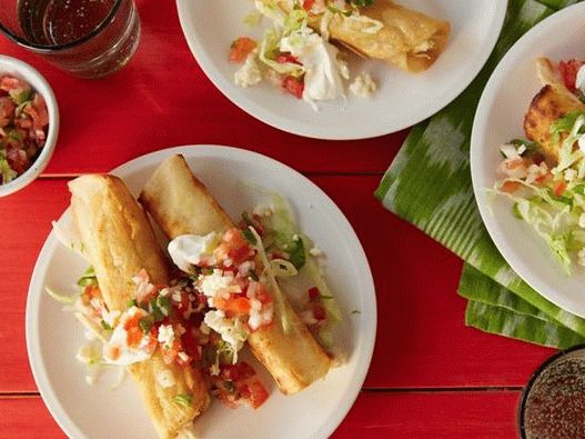 Involtini di taco con pollo