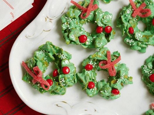 Ghirlande di Natale con cornflakes Ghirlande di Natale con cornflakes