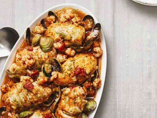 Involtini di passera con ripieno di granchio in salsa con gamberi e crostacei Involtini di passera con ripieno di granchio in salsa con gamberi e crostacei