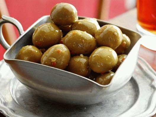 Olive sottaceto in marinata di agrumi