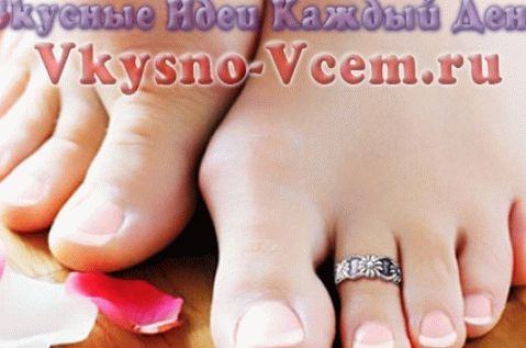 maschera esfoliante per i piedi