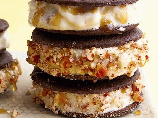 Photo Praline Ice Cream Sandwich